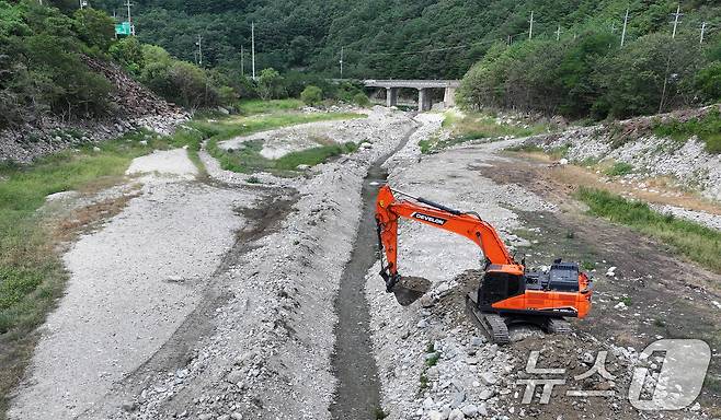 강원 강릉지역이 사회재난이 아닌 자연재난으로는 사상 첫 재난 사태 지역으로 선포됐다. 행정안전부는 30일 오후 7시부로 극심한 가뭄을 겪고 있는 강원 강릉시 일원에 재난사태를 선포했다. 2025.8.31/뉴스1 ⓒ News1 김성진 기자