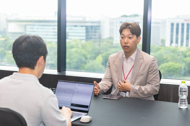 벡터 신기욱 사업부장이 AI 기능 확장 계획을 소개했다. (사진=벡터)