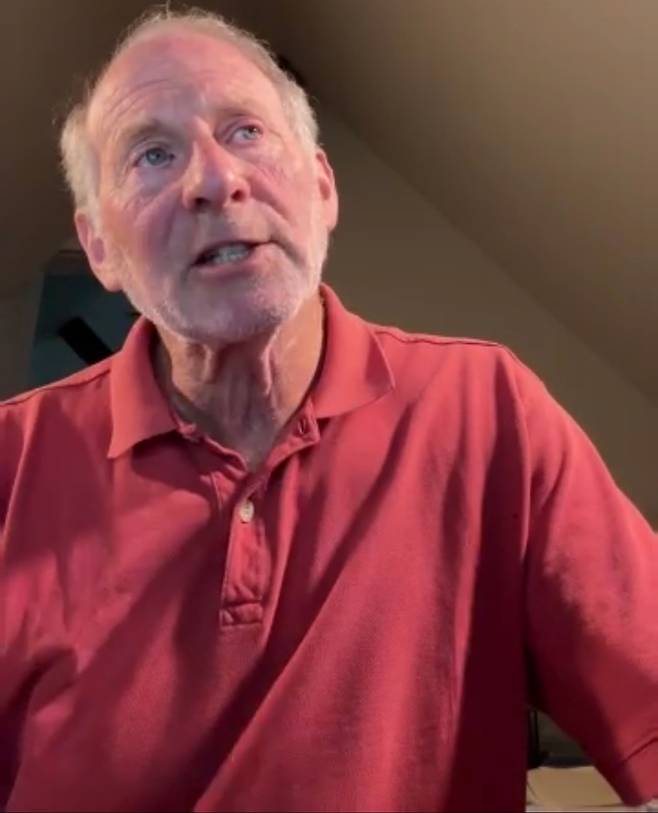 리처드 하스 미국외교협회(CFR) 명예회장이 30일 본지와 인터뷰를 하고 있다. /워싱턴=김은중 특파원