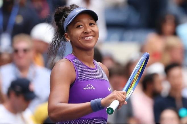 US오픈 16강전에서 64분 만에 고프를 물리치고 8강에 오른 오사카 나오미