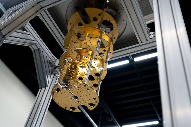 SDT의 양자컴퓨터용 극저온 냉각기 'CryoRack.'