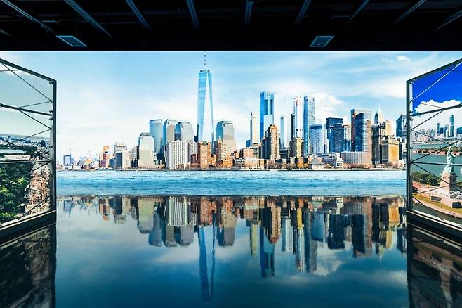 아르떼뮤지엄 뉴욕에서 만날 수 있는 작품 <NEW YORK IS ART>의 한 장면 ⓒ디스트릭트