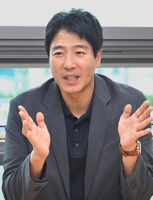 황규환 국민의힘 보좌진협의회장이 보좌진이 처우개선에 대해 말하고 있다. 김정록 기자