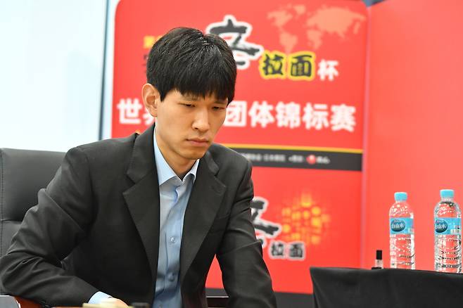 농심신라면배에 첫 출전해 첫 경기에서 승리한 이지현 9단. (한국기원 제공)