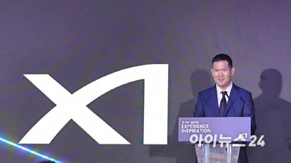 허윤홍 GS건설 대표이사가 18일 서울 강남구 대치동 자이갤러리에서 진행된 '자이 리이그나이트(Xi Re-ignite)'행사에서 발언하고 있다.