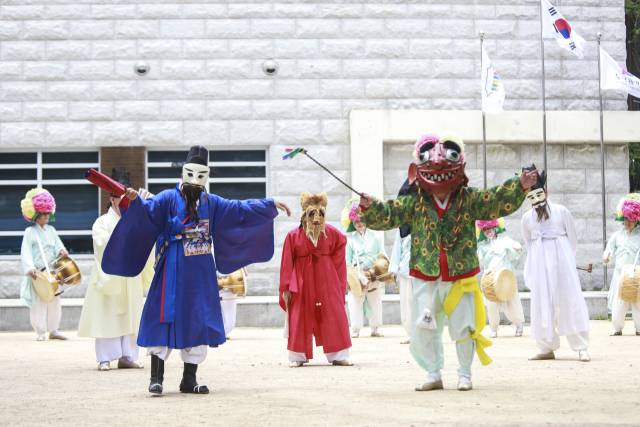'동래야류' 중 양반과장. 동래야류 보존회 제공