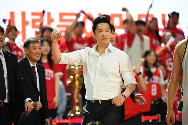 전희철 감독. KBL 제공