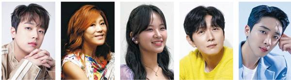 이찬원, 신효범, 아즈마 아키, 이건명, 황윤성(왼쪽부터)