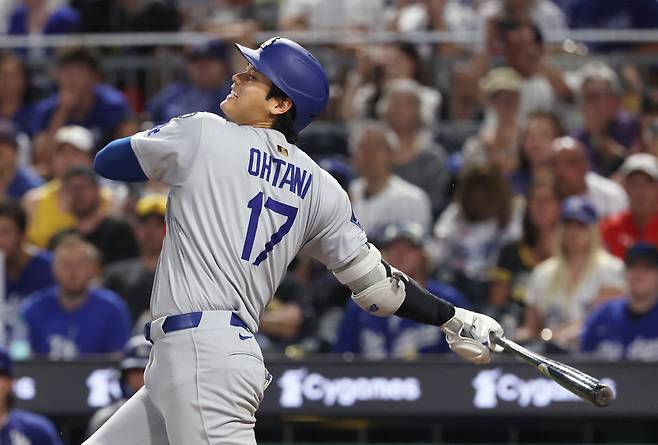 오타니 쇼헤이가 7회 내야안타를 치고 있다. Imagn Images연합뉴스