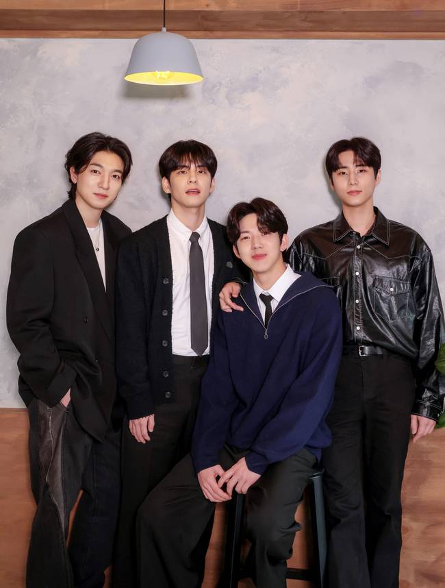 사진=데이식스(DAY6)/JYP엔터테인먼트