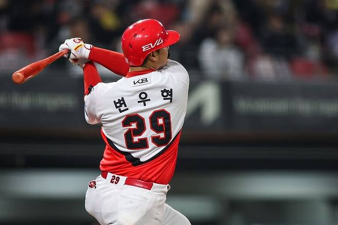 ▲ 올 시즌 2군에 있는 시간이 길어지며 안타까움을 모으고 있는 우타 거포 자원 변우혁 ⓒKIA타이거즈