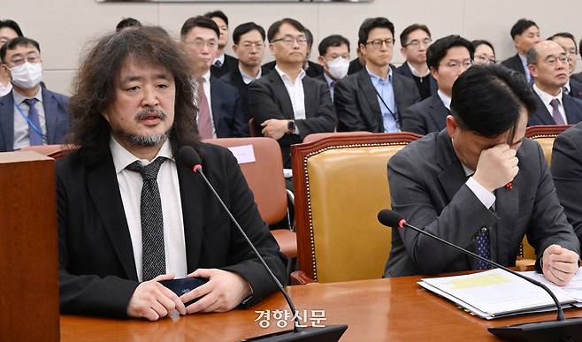 지난해 12월 13일 김어준씨가 국회 과학기술정보방송통신위원회 전체회의에 참고인으로 출석해 12·3 계엄 사태와 관련한 발언을 하고 있다. 박민규 선임기자