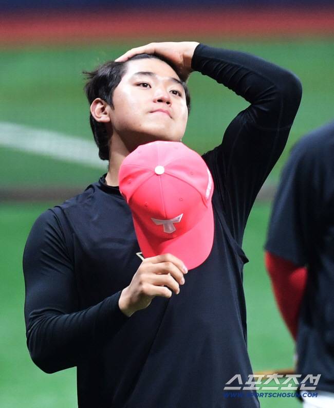 5월 5일 고척돔에서 열리는 KBO리그 키움과 KIA의 경기. 몸을 풀고 있는 KIA 김도영. 고척=송정헌 기자songs@sportschosun.com/2025.05.05/