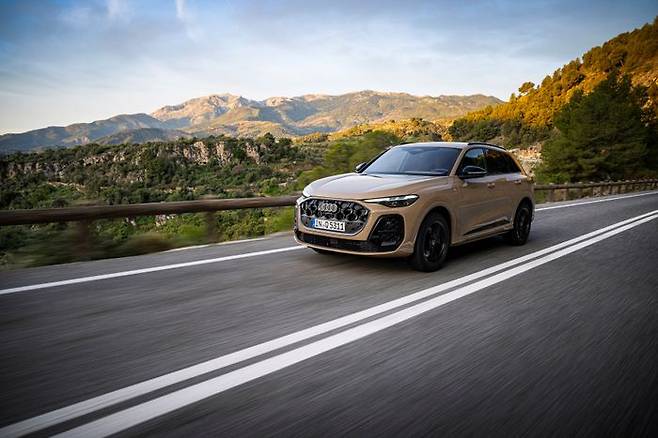 프리미엄 중형 SUV 더 뉴 아우디 Q5 TFSI 콰트로. ⓒ아우디 코리아