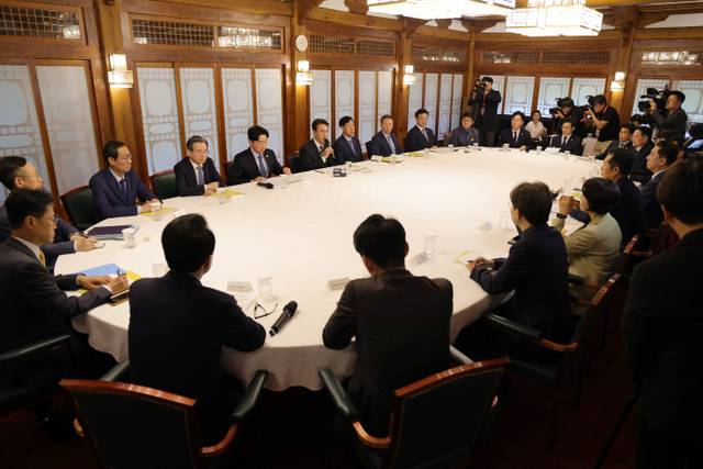 김민석 국무총리가 7일 서울 종로구 삼청동 국무총리공관에서 열린 고위당정협의회에서 발언하고 있다. 뉴시스