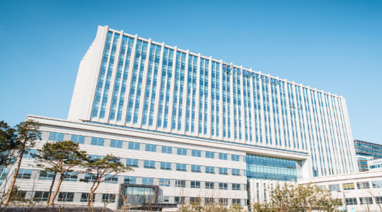 서울동부지법 전경.