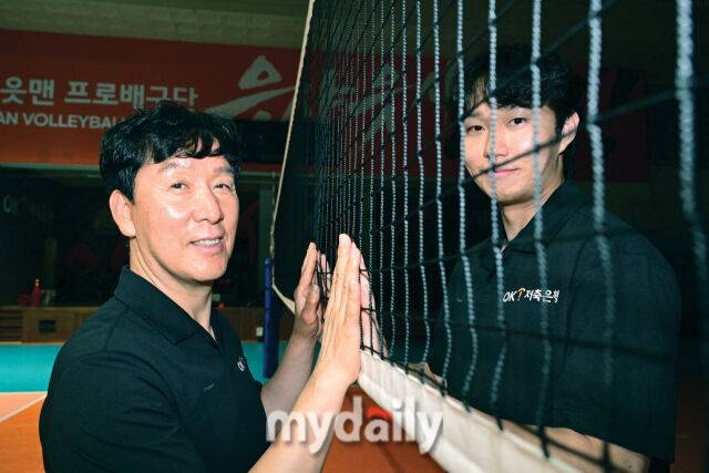 신영철 감독과 이민규./곽경훈 기자