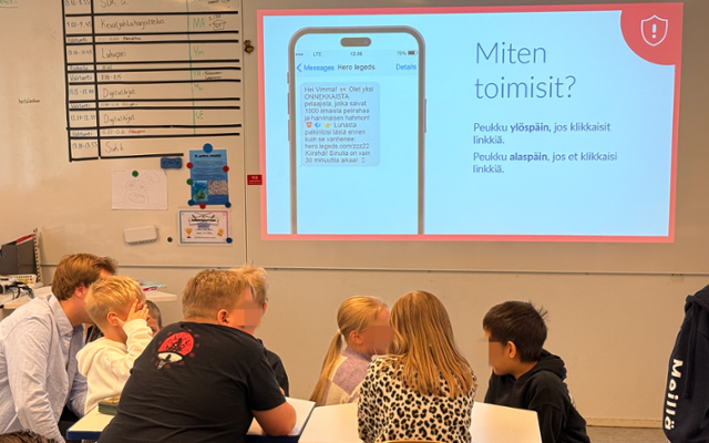 5월 22일 핀란드 포르나이넨시의 포르나이넨 종합학교에서 4학년을 대상으로 미디어 리터러시 교육이 진행되고 있다. 포르나이넨=최은서 기자