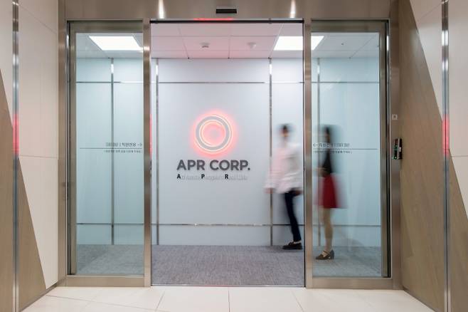K뷰티의 대표주자인 에이피알은 소형 디바이스와 발빠른 의사결정으로 글로벌 시장에서 영향력을 확대하고 있다. /사진=에이피알