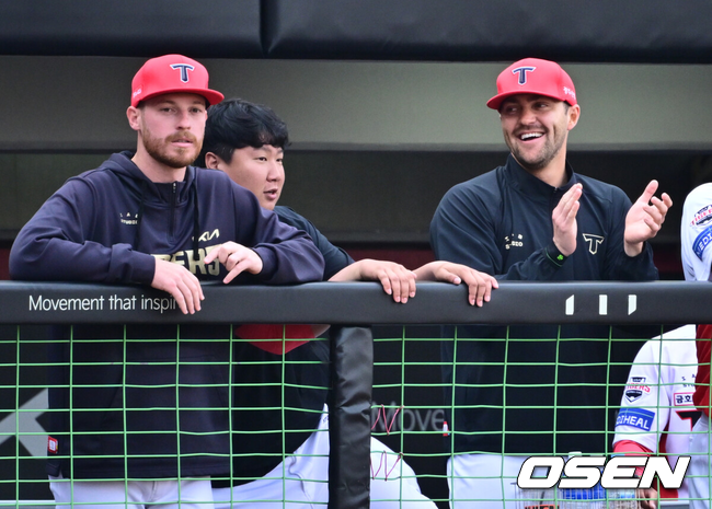 아담 올러와 제임스 네일./OSEN DB