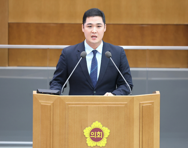 최민 의원이 9월 8일 경기도의회 제386회 임시회 제2차 본회의에서 5분 자유발언을 하고 있다. (사진=경기도의회)