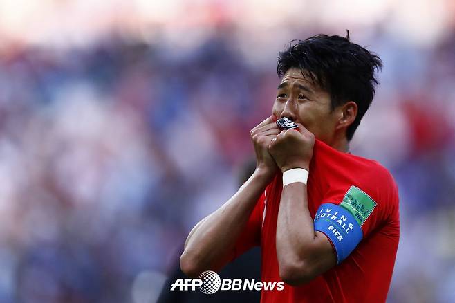 지난 2018 국제축구연맹(FIFA) 러시아 월드컵 조별리그 최종전 독일전 승리 후 기뻐하고 있는 손흥민. /AFPBBNews=뉴스1