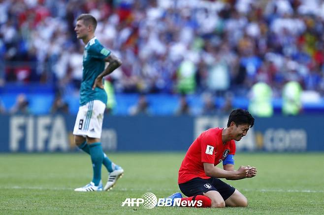 지난 2018 국제축구연맹(FIFA) 러시아 월드컵 조별리그 최종전 독일전 승리 후 기뻐하고 있는 손흥민. /AFPBBNews=뉴스1