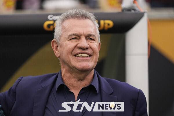 한국이 10일 오전 10시 30분(한국 시간) 미국 테네시주 내슈빌의 지오디스 파크에서 열린 경기에서 상대 멕시코의 사령탑으로 맞붙은 하비에르 아기레 감독. 이강인의 라리가 레알 마요르카 시절 스승이기도 하다. /사진=뉴시스(AP)