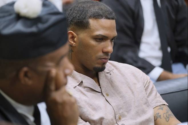 <yonhap photo-1560=""> Tampa Bay Rays shortstop Wander Franco attends his trial on charges of sexual abuse of a minor in Puerto Plata, Dominican Republic, Monday, June 23, 2025. (AP Photo/Ricardo Hernandez)/2025-06-24 06:40:13/ <저작권자 ⓒ 1980-2025 ㈜연합뉴스. 무단 전재 재배포 금지, AI 학습 및 활용 금지></yonhap>