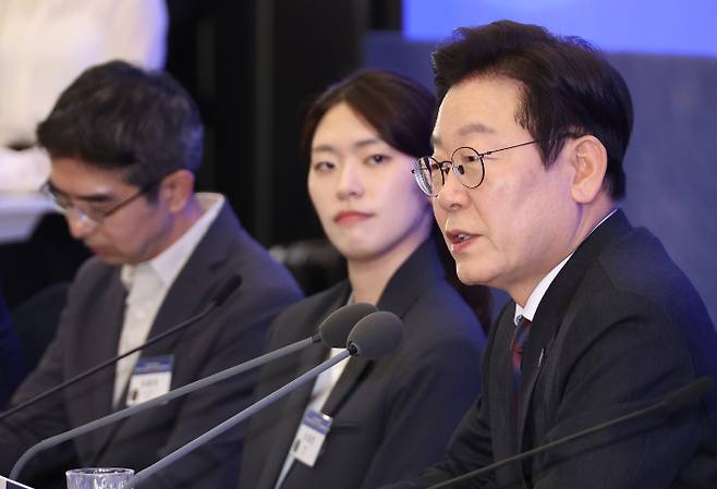이재명 대통령이 10일 서울 마포구 프론트원에서 열린 국민성장펀드 보고대회에서 발언하고 있다. 연합뉴스