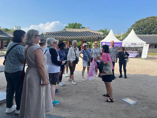 퍼플페스타 인 제주 참가자들. (제주관광공사 제공)