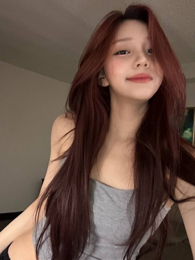 사진 출처=엄지 계정