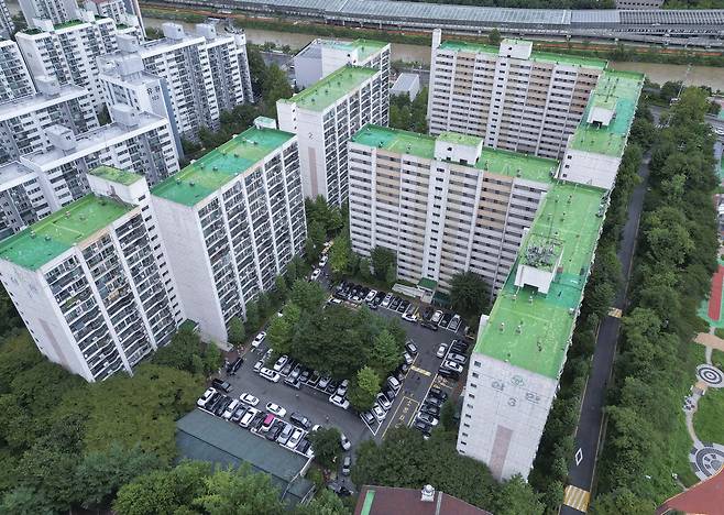 준공업지역에서 첫 용적률 완화 혜택을 받는 서울 도봉구 삼환도봉아파트 전경. 매경DB