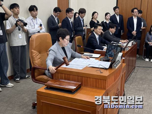 헌정사상 첫 여성 기획재정위원장인 임이자 의원은 "싸울 때 싸우지만 합리적이다"라는 평가를 받고 있다. 사진=임이자 국회의원실 제공