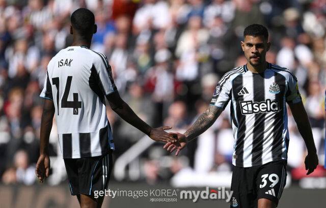 알렉산더 이삭과 브루노 기마랑이스./게티이미지코리아