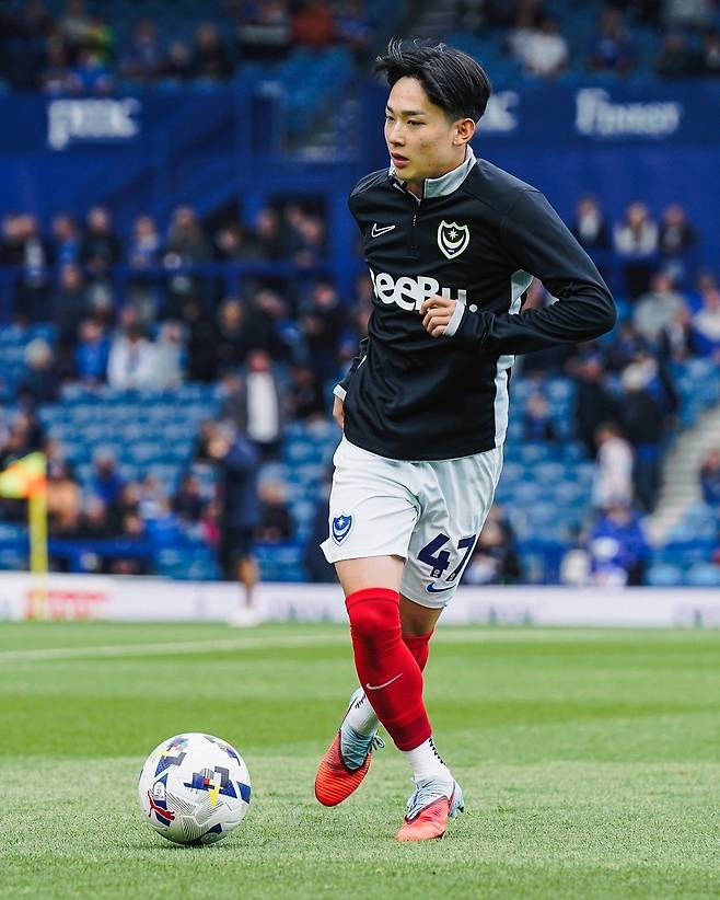 포츠머스 구단 SNS 캡처