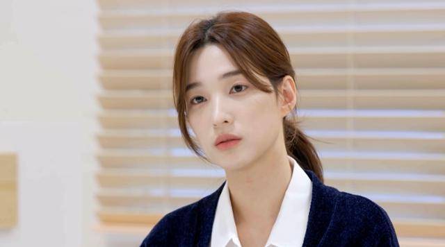 그룹 라붐 출신 율희가 또 다시 예능에서 이혼 경험을 언급하며 새 출발에 대한 의지를 공개적으로 드러냈다. 한국일보 DB