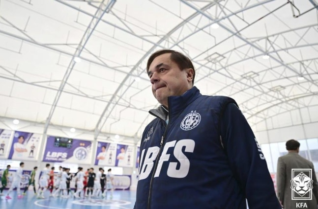 파울루 페르난데스 풋살대표팀 감독 | 대한축구협회 제공