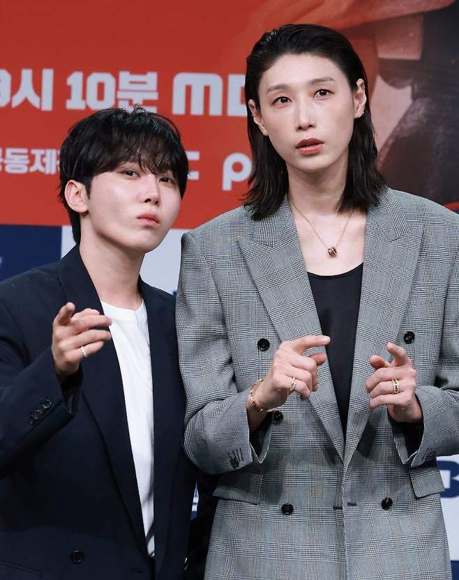 세븐틴 승관과 김연경(사진=뉴스1)