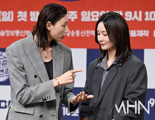 김연경-표승주(우측)