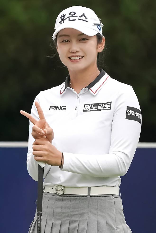 박도영이 25일 블루헤런GC에서 열린 KLPGA투어 하이트진로 챔피언십에서 밝은 표정으로 포즈를 취하고 있다. 사진 | 세마스포츠마케팅