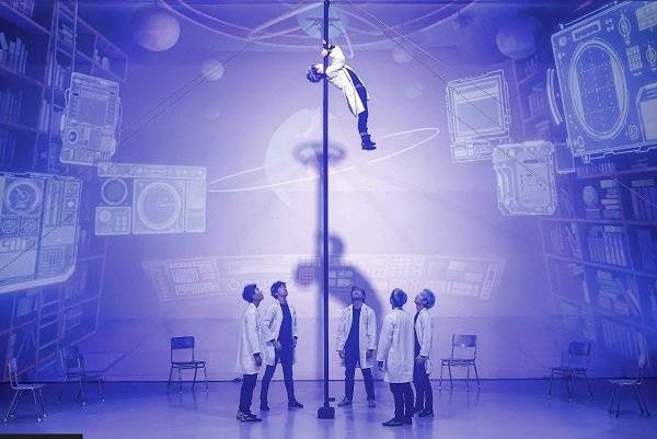 ‘자전’공연 모습. 사진제공=FORCE