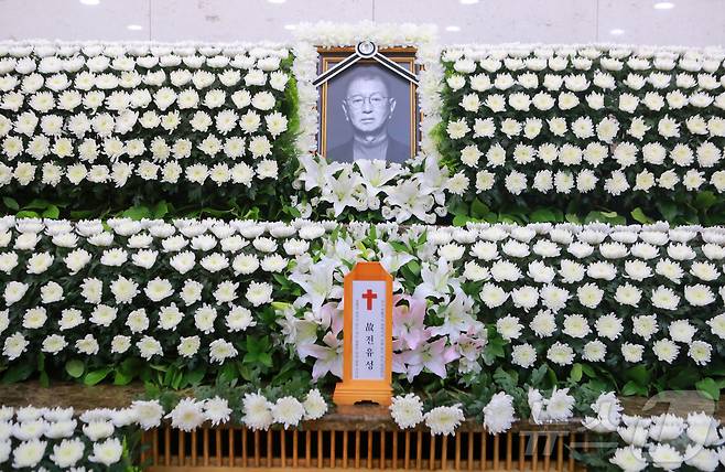 26일 서울 송파구 서울아산병원 장례식장에 개그맨 전유성의 빈소가 마련돼 있다. 2025.9.26/뉴스1 ⓒ News1 사진공동취재단