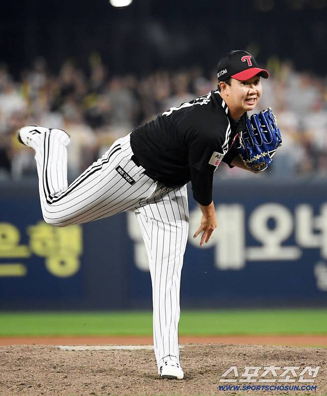 23일 광주 기아챔피언스필드에서 열린 KIA 타이거즈와 LG 트윈스의 경기. LG 유영찬이 역투하고있다. 광주=박재만 기자 pjm@sportschosun.com/2025.08.23/