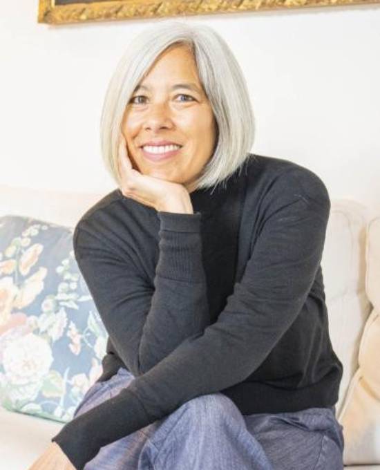 소설 '플래시라이트'로 2025년 부커상 최종후보 오른 한국계 미국 작가 수전 최. 부커상 홈페이지 갈무리