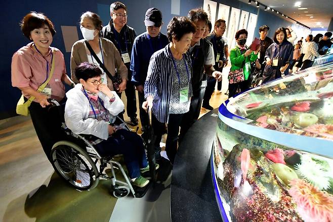 '장애인과 비장애인이 함께하는 2025 아름다운 동행-열 사람의 한걸음'