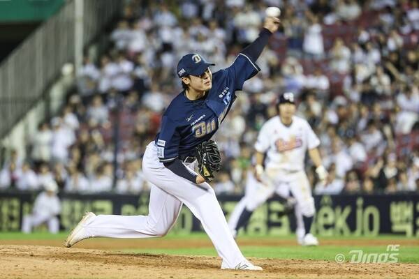 NC 다이노스 투수 김영규가 26일 잠실에서 열린 두산 베어스 상대 경기에서 시즌 20홀드를 기록했다. 동시에 KBO 리그 세 번째 팀 20홀드 트리오(배재환-김진호-김영규)를 달성했다. (사진=NC)