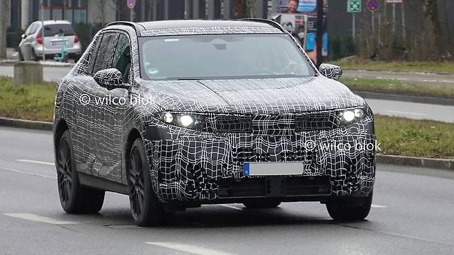 BMW X5 풀체인지 테스트카 (출처=wilcoblok)