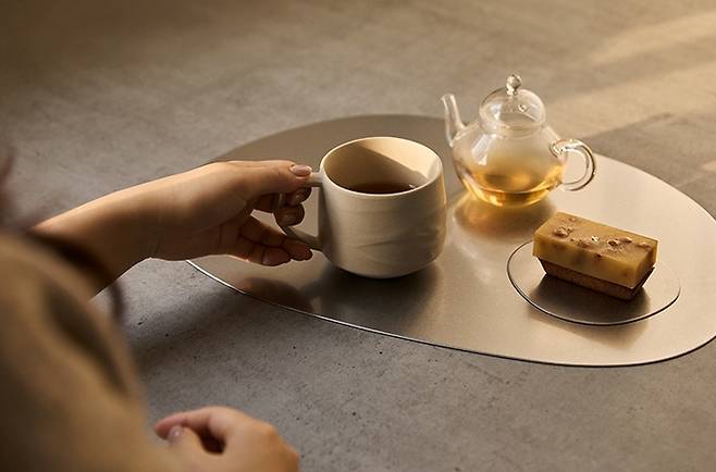 헤리터의 수 테이블 매트. <헤리터>