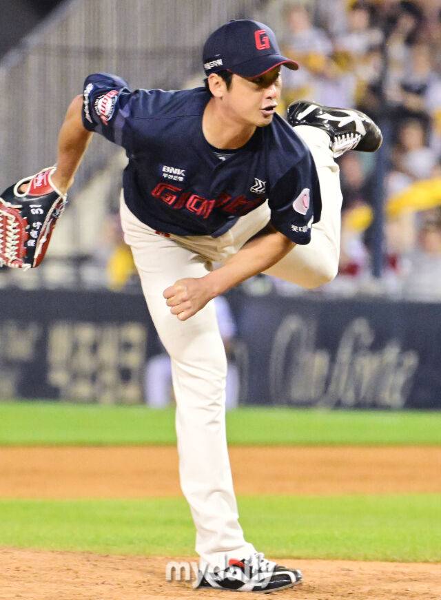 롯데 자이언츠 시절의 진해수./마이데일리